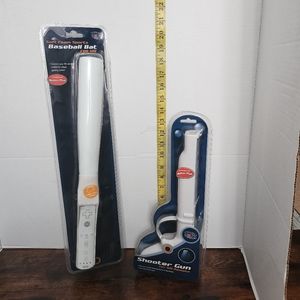 Brand new 2pc Sakar wii remote iconcept white plastic and foam with motion plus